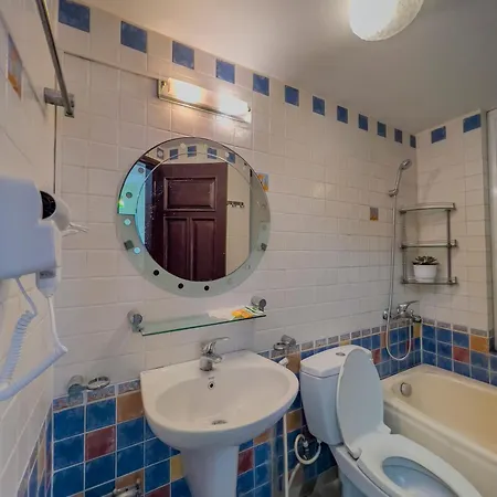 La Sen Westlake Tay Ho Homestay Hanoi Exterior photo