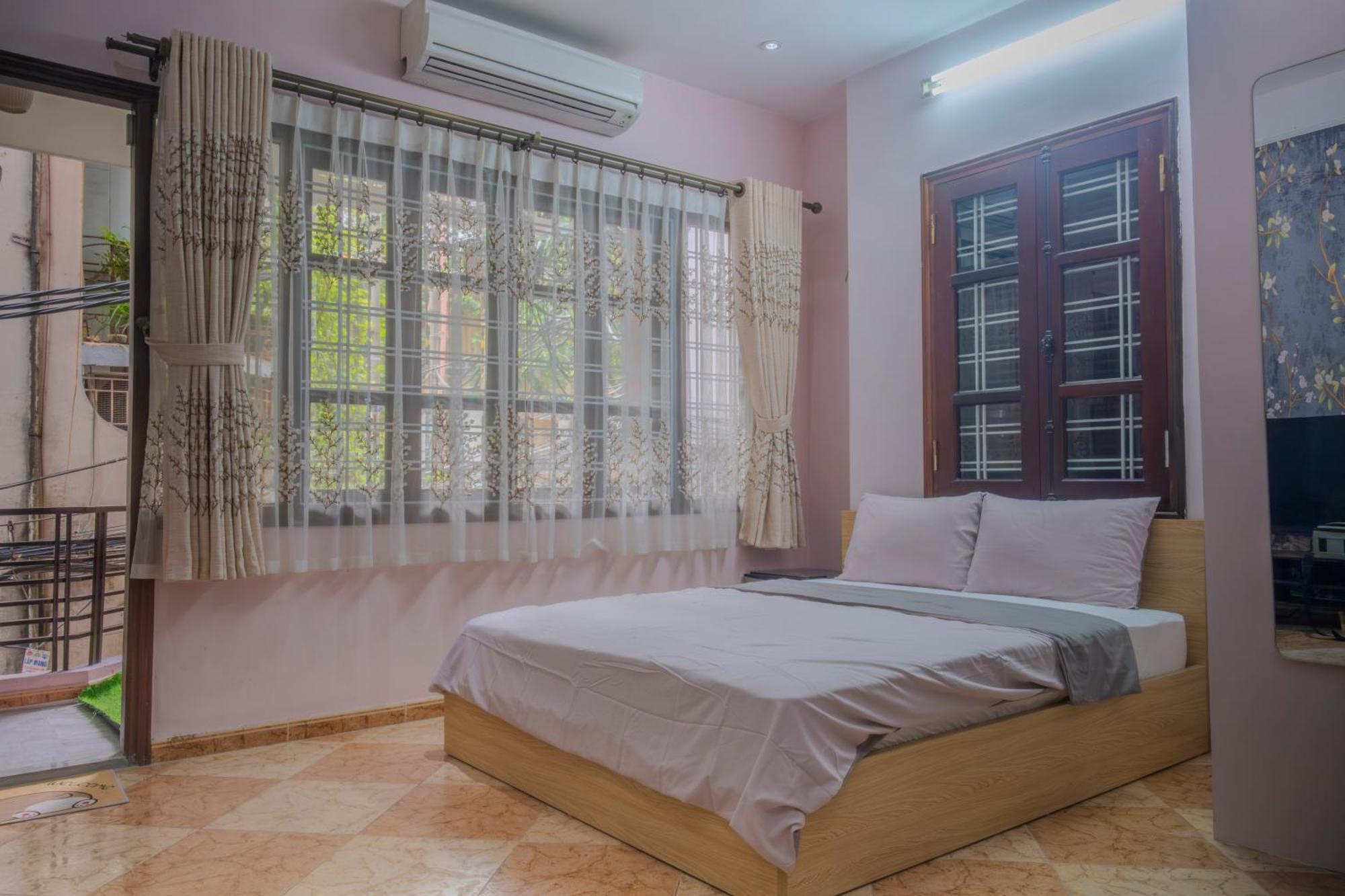 Apartment La Sen Westlake Tay Ho *