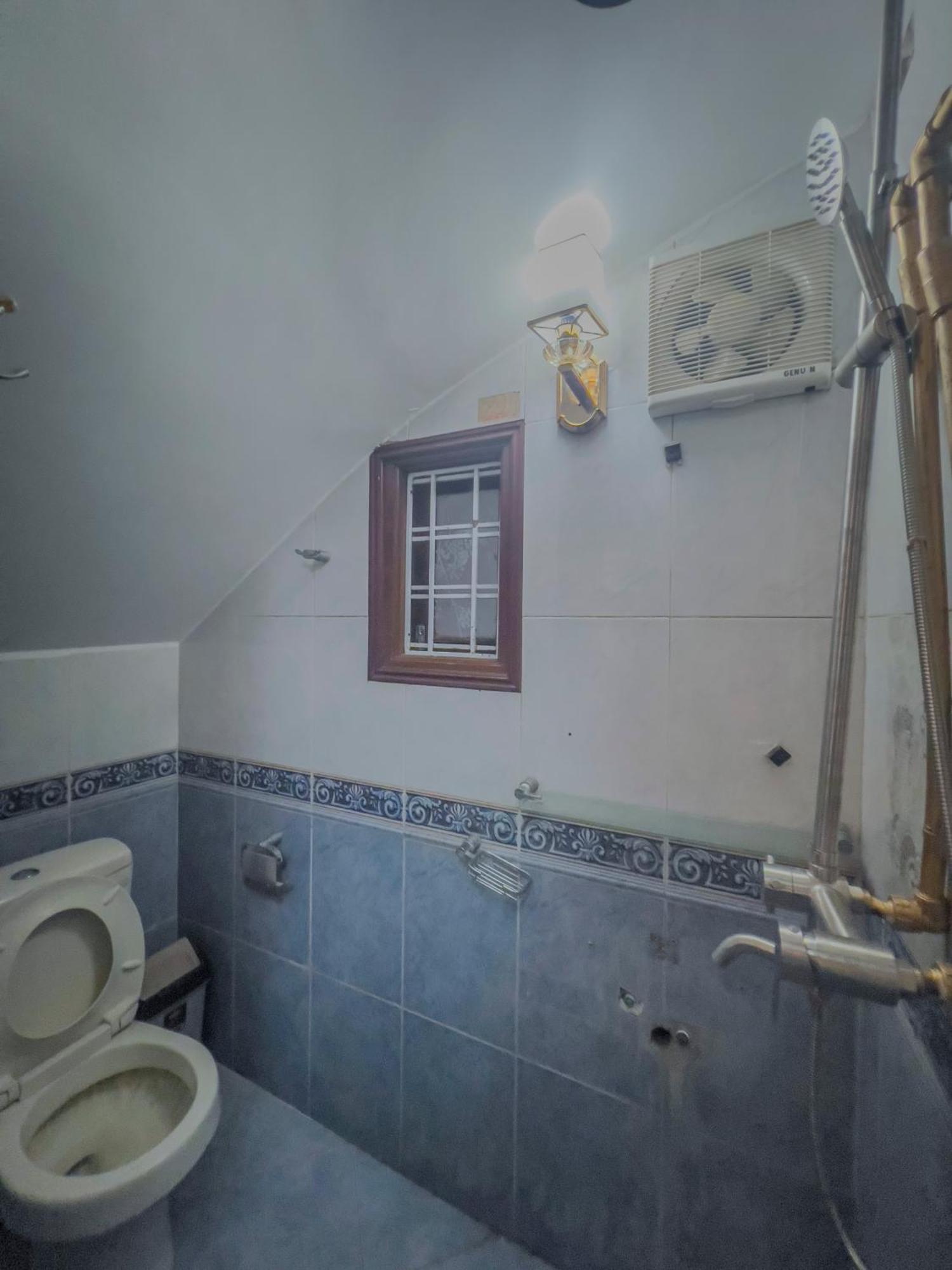 La Sen Westlake Tay Ho Apartment Hanoi